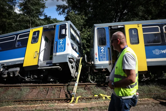 A kisiklott vonat utasa: Stresszes voltam, szerencse, hogy nem borultunk fel