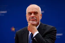 Mostantól mesterséges intelligencia védi a közbeszerzéseket a korrupciótól Albániában