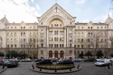 Elmeállapota miatt felmentették a nőt, aki megfojtotta idős nevelőanyját Bimbó úti lakásában