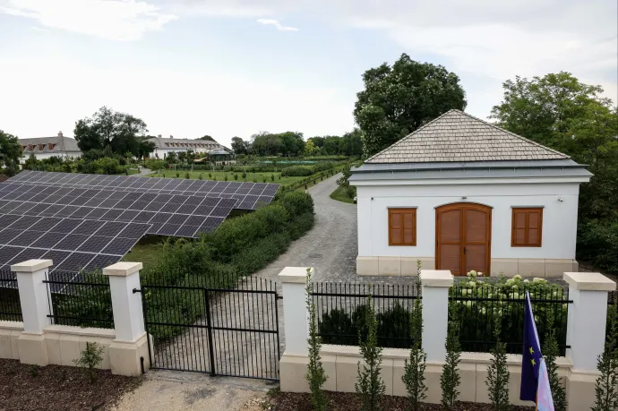 Rákay Philip szerint megtapsolni, ünnepelni kellene az olyan beruházásokat, mint Hatvanpuszta