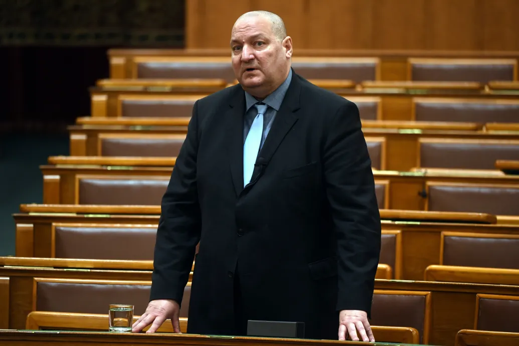 Majdnem 500 milliárdba került a rezsicsökkentés az év első felében az államnak – Forrás: Telex.hu