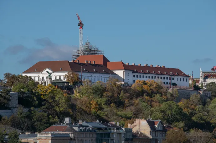 91 kölcsönzött műtárgy, köztük szarkofág is van a Sándor-palotában
