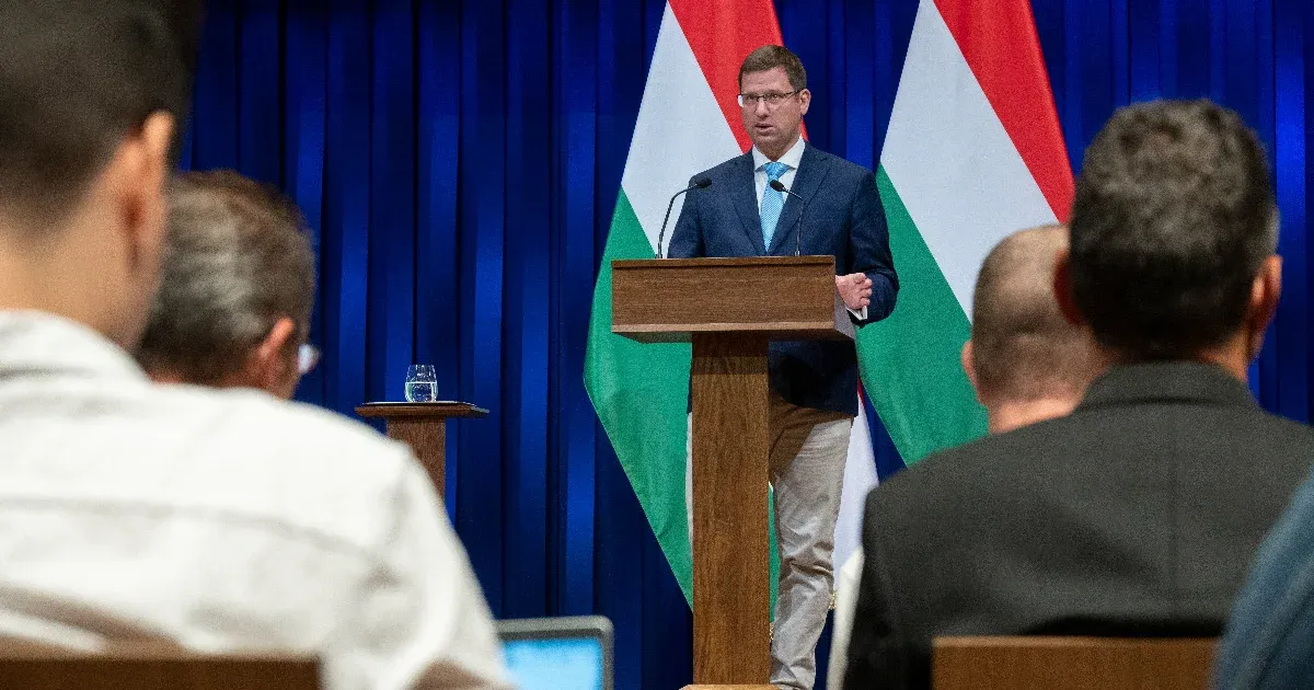 Kiegészítő nyugdíjemelésről döntött a kormány