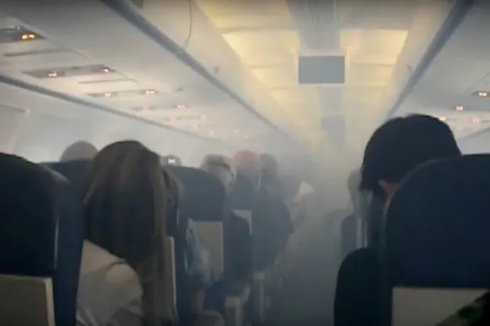 Köhögés, ájulás, egy életen át tartó szenvedés – ezt lehet tudni a repülőgépeken néha megjelenő mérgező gázokról