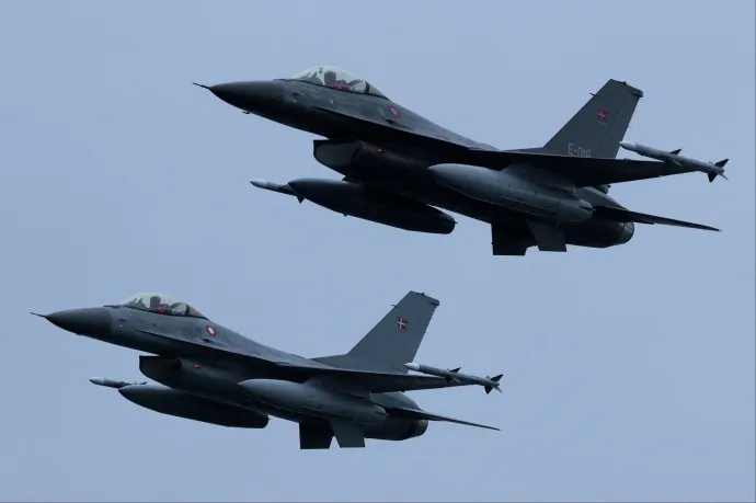 Sajtóértesülések szerint lengyel vadászgép rakétája csapódhatott lakóházba az orosz drónok behatolásakor