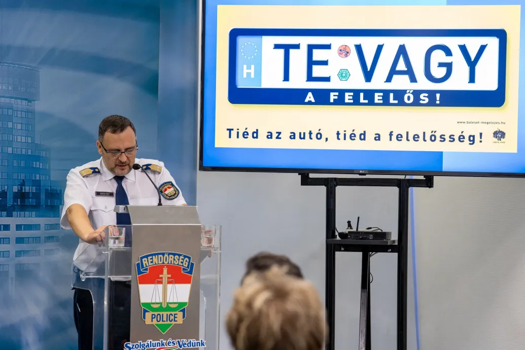 Csütörtöktől a kocsi üzembentartóját bírságolhatják, ha az utasa nincs bekötve