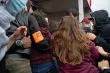 Trump terrorszervezetnek nyilvánítja az Antifát