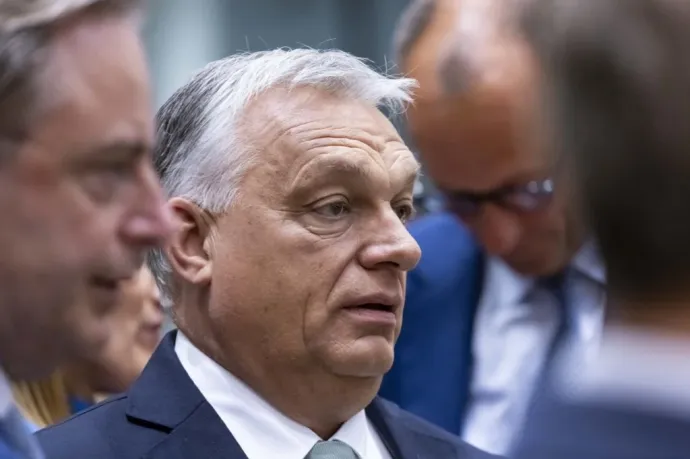 Orbán a frakció előtt arról beszélt, hogy a Fidesz nyerte meg a nyarat, de nem dőlhetnek hátra