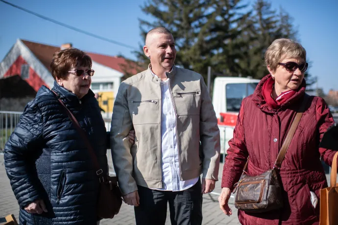 Közleményt adott ki a rendőrség, miután lefoglalták Ruszin-Szendi Romulusz fegyverét