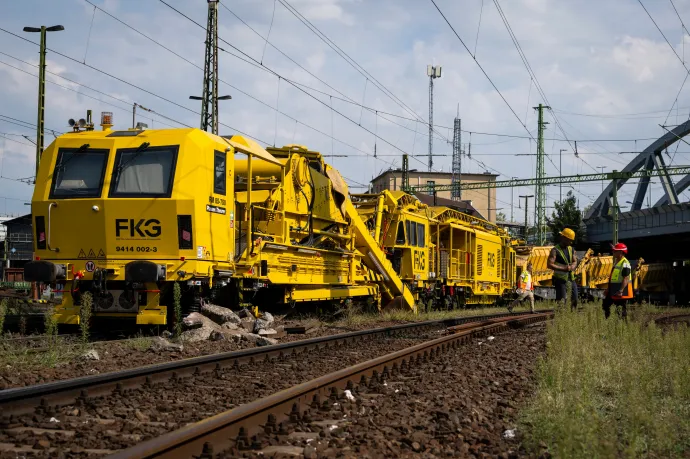 A beszerzések lenullázása után ígér ezermilliárdokat a kormány a vasútnak