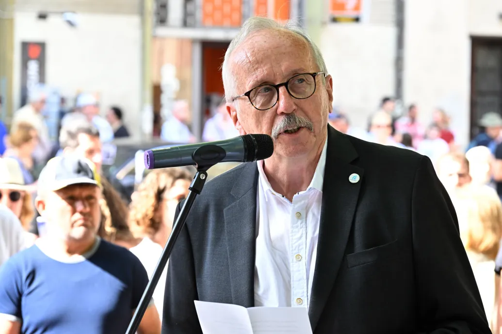 „Erzsébetváros egy és oszthatatlan” – Niedermüller Péter reagált a rabbik elcsatolási szándékára – Forrás: Telex.hu