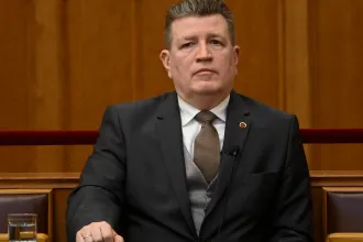 Felmentették tisztségéből a legfőbb ügyész helyettesét