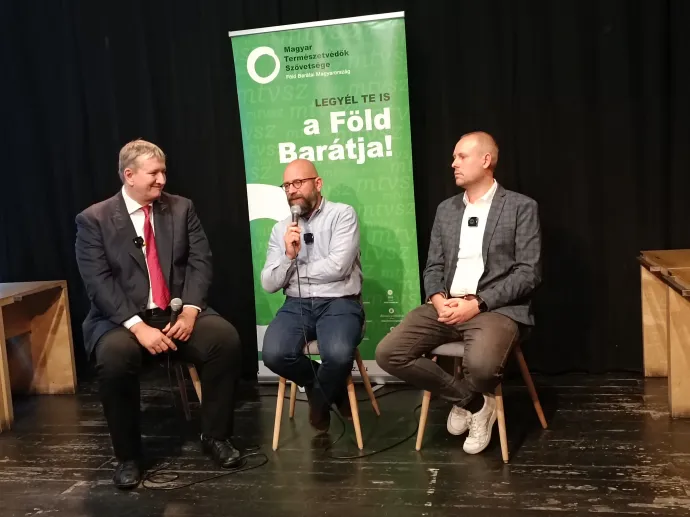 Szabó Marcel, az Alkotmánybíróság tagja, Éger Ákos ügyvezető elnök, Magyar Természetvédők Szövetsége és Huszár András, a Green Policy Center igazgatója – Fotó: Magyar Természetvédők Szövetsége