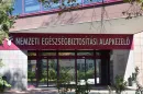 „Fél éve várok a gyógyszerengedélyre, miközben a daganat terjed bennem” – több ezer egyedi kérelmen ül a Batthyhány-Strattmann Alapítvány