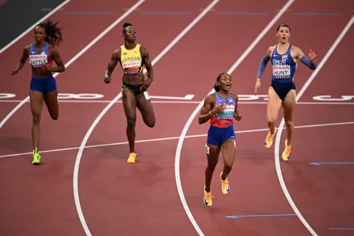 Noah Lyles lemásolta Usain Boltot, sorozatban negyedszer nyert vb-t kétszázon
