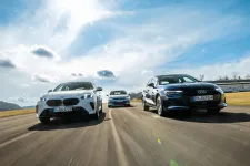 Lehet jobb autó a Volkswagen Golf az 1-es BMW-nél?