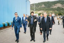 Udvarhelyi cégek kaptak magyar közpénzes támogatást, a külügyminiszter-helyettes is megnézte őket