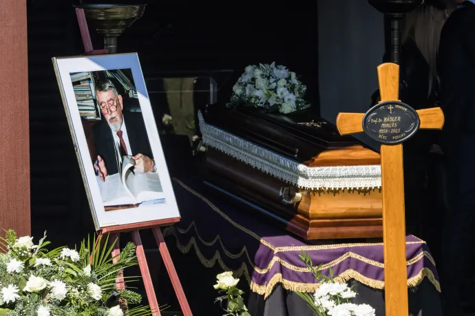 Sárváron eltemették Kásler Miklóst