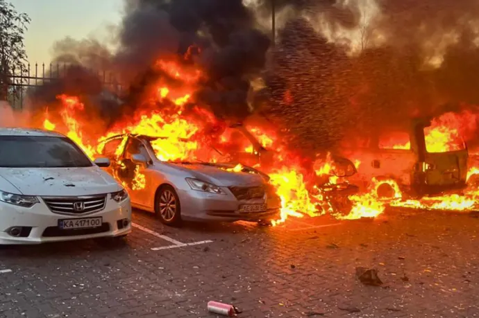 Masszív dróntámadást indított Oroszország Ukrajna ellen az éjjel, Lengyelország is készenlétbe helyezte katonai repülőgépeit