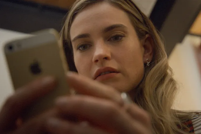 Abból gazdagodott meg, hogy balra húzta a nőgyűlöletet