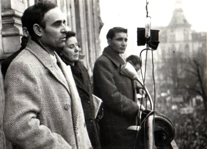 Gheorghe Gheorghiu-Dej beszédet mond a fővárosi dolgozók nagygyűlésén 1944. novemberében – Fototeca IICMER