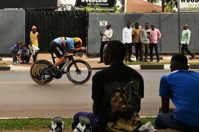 Remco Evenepoel nagyon elverte Tadej Pogačart időfutamban a kerékpár-vb-n