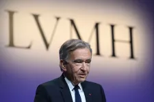 Európa leggazdagabb embere aggódik, hogy a francia vagyonosodási adó tönkretenné a piacgazdaságot