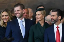 Mar-a-Lago-arc: ami nálunk a luxizás, az Trump belső köreiben a plasztika