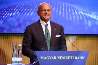 Matolcsy György egykori alelnöke szerint egyre extrémebb hülyeségek helyettesítik a gazdaságpolitikát