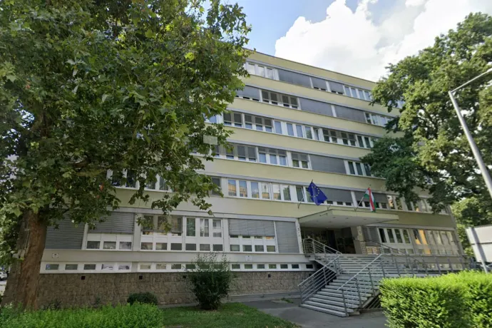 Jogerősen felfüggesztettet kapott a pécsi orvos és a boncmester, akik emberi csontokkal bizniszeltek