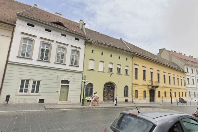 Somlai Bálinték a lakástörvény miatt 44,8 millió forintért vehetnek meg egy 170 négyzetméteres budavári lakást