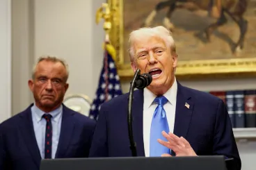 Fact-check: Tényleg autizmust okoz a paracetamol, ahogy Donald Trump állítja?