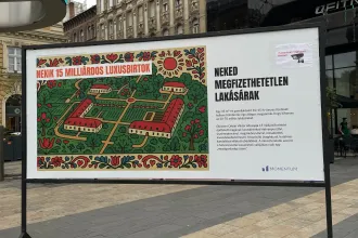 Hatvanpusztás plakáttal jelent meg a Momentum a Nyugatinál és a Széll Kálmán téren
