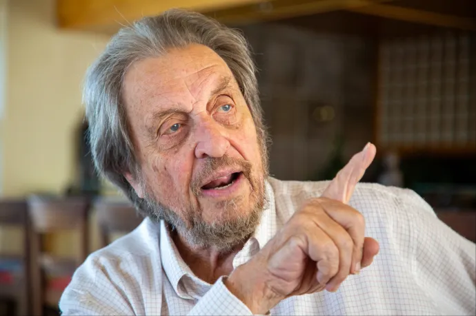 Saját gyerekei vádolják szexuális zaklatással Elon Musk apját