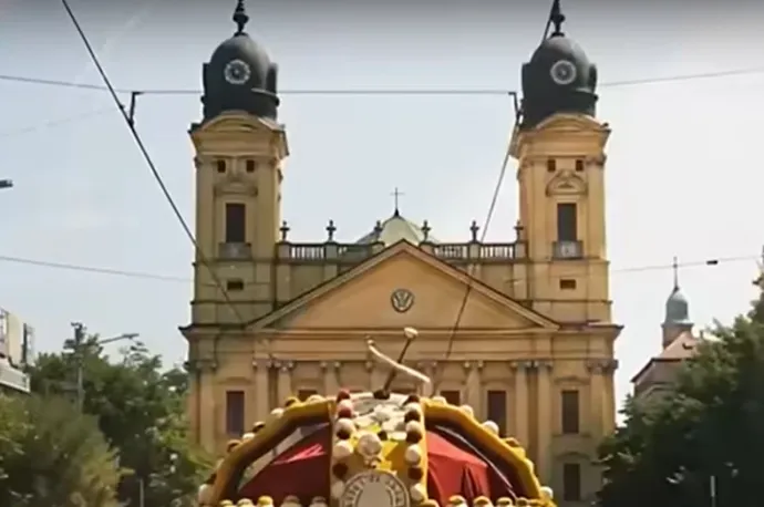 Katolikus lett a debreceni Nagytemplom az Alapjogokért Központ új propagandavideójában