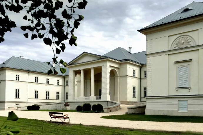 24.hu: Luxus és wellness is szerepel a kastélyprogramban