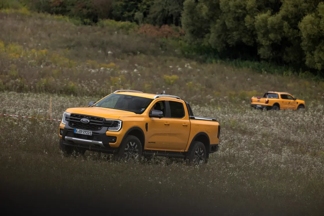 Frappáns megoldás kényszerhelyzetre: kipróbáltuk a Ford Ranger plug-in hibridet