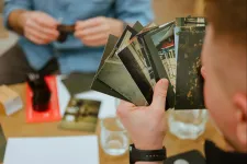 „Inkább én kapjam a verést, mint a testvéreim” – Kriszti története a Világszép KorTárs Kapcsolódásokban