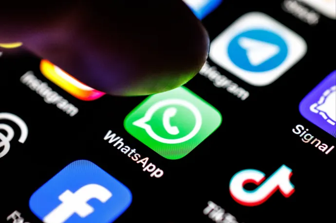 A WhatsAppon is bevezették az üzenetfordítási funkciót