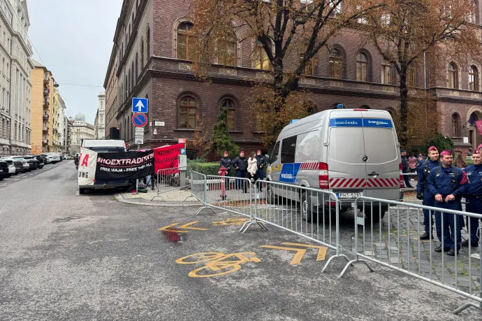 „Büszkén vállaljuk, hogy antifasiszták vagyunk”