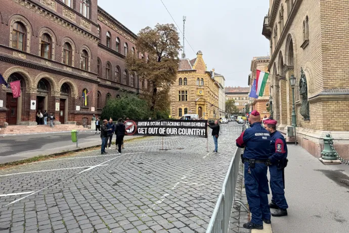 „Büszkén vállaljuk, hogy antifasiszták vagyunk”