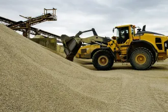 Elfoglalta a NER a bányákat, övék az összes útépítési kitermelés