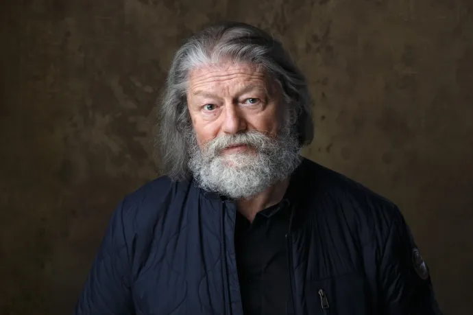 Hegedűs D. Gézát megműtötték, december végéig nem lép fel a Vígszínházban