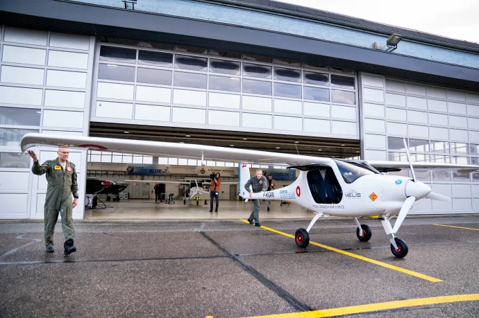 Ezúttal Dánia legnagyobb légitámaszpontja felett észleltek drónokat