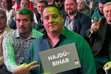 Debreciner: Többszörösen elítélt bűnöző is volt Orbán exkluzív DPK-találkozóján Debrecenben