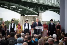 Orbán Esztergomban: Se a magyarok, se a szlovákok nem akartak részt venni egyik világháborúban sem