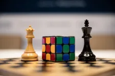 Világpremier: Polgár Judit ötvözi a sakkot és a Rubik-kockát
