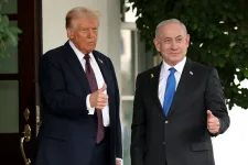 Trump és Netanjahu megegyezett egy gázai béketervben, amit szerintük a Hamásznak is el kell fogadnia
