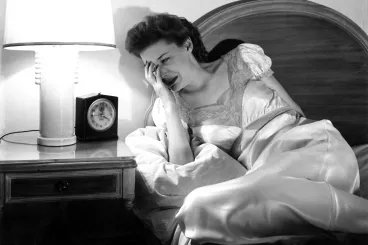 Miért érezzük magunkat fáradtnak, amikor felkelünk tíz óra alvás után?