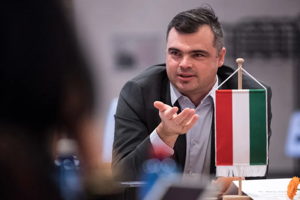 A TV2 vezére, az Index tulajdonosa, Vaszily Miklós is DPK-alapító lett